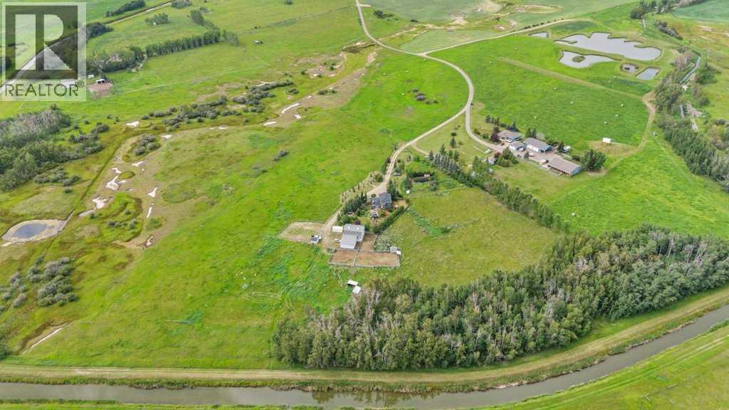 264166 Range Road 262, Rural Rocky View County, Alberta  T4A 2M9 - Photo 2 - A2287507