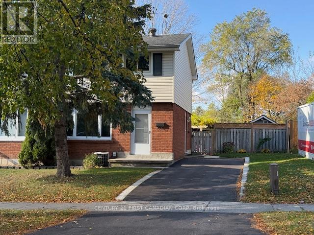 17 Vincent Crescent E, London South, Ontario  N6C 4X9 - Photo 2 - X12824162