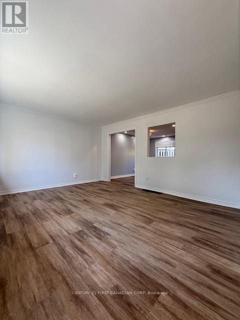 17 Vincent Crescent E, London South, Ontario  N6C 4X9 - Photo 7 - X12824162