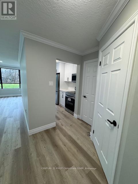 107 - 1600 Adelaide Street N, London North, Ontario  N5X 3H6 - Photo 3 - X12824174