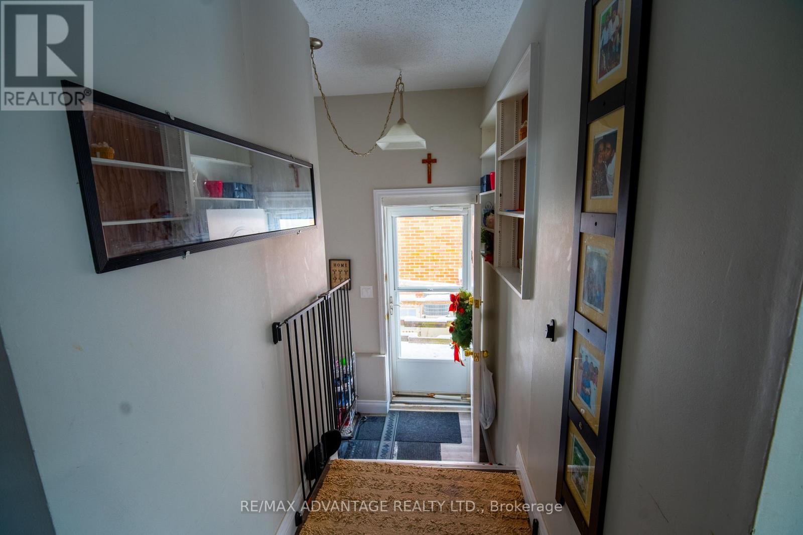 46 Forest Road, Cambridge, Ontario  N1S 3B5 - Photo 3 - X12824276