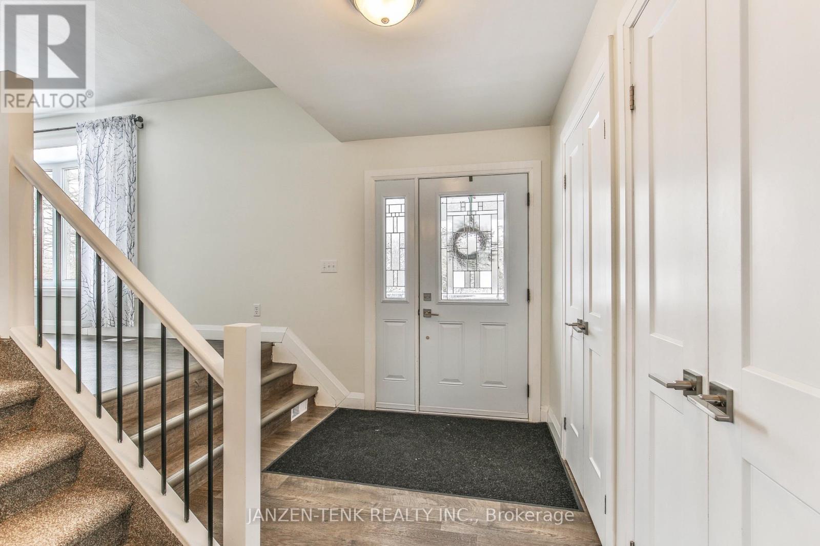 9432 Richmond Road, Bayham, Ontario  N5H 2R1 - Photo 4 - X12824292