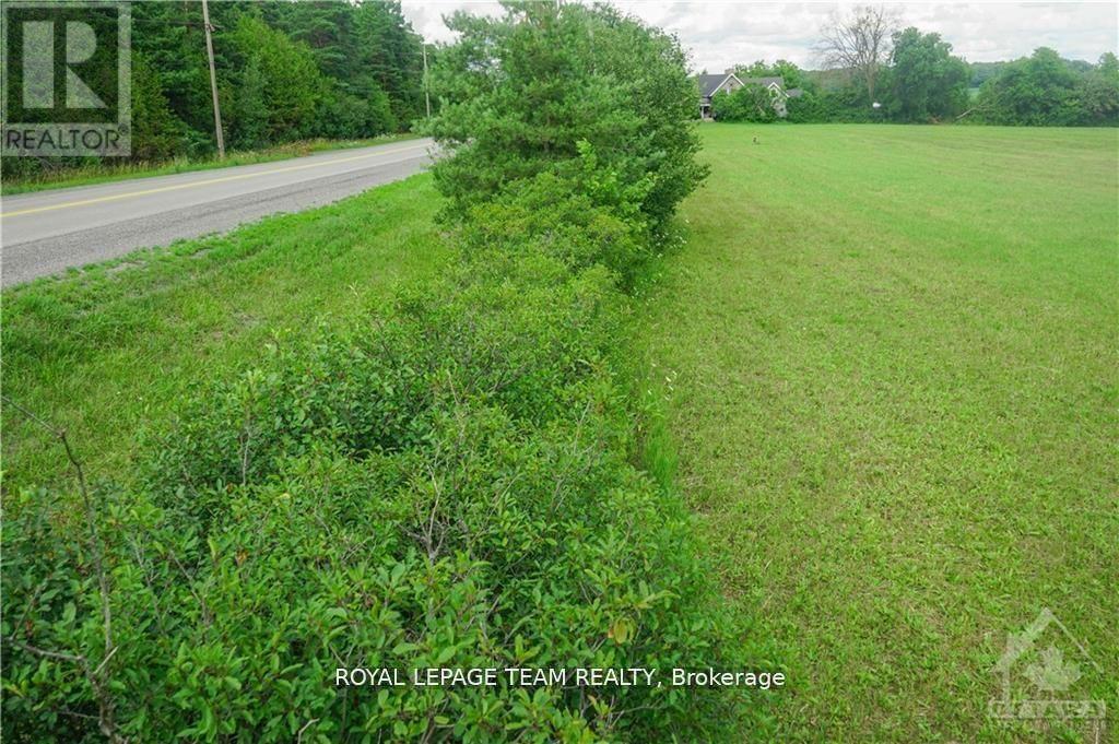 8530 Victoria Street, Ottawa, Ontario  K0A 2P0 - Photo 5 - X12824066