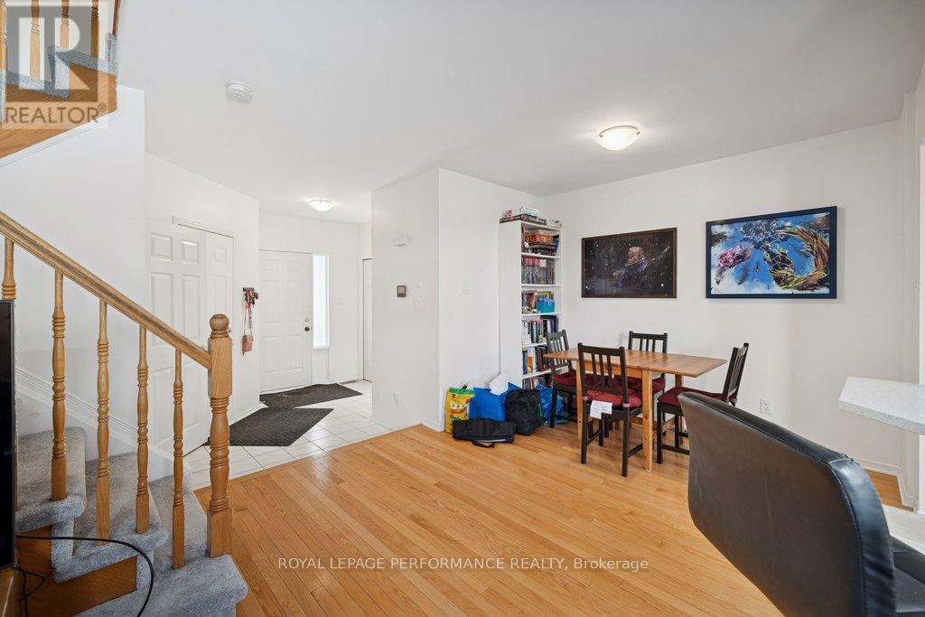 1666 Jobin Crescent, Ottawa, Ontario  K1J 1C5 - Photo 13 - X12824262