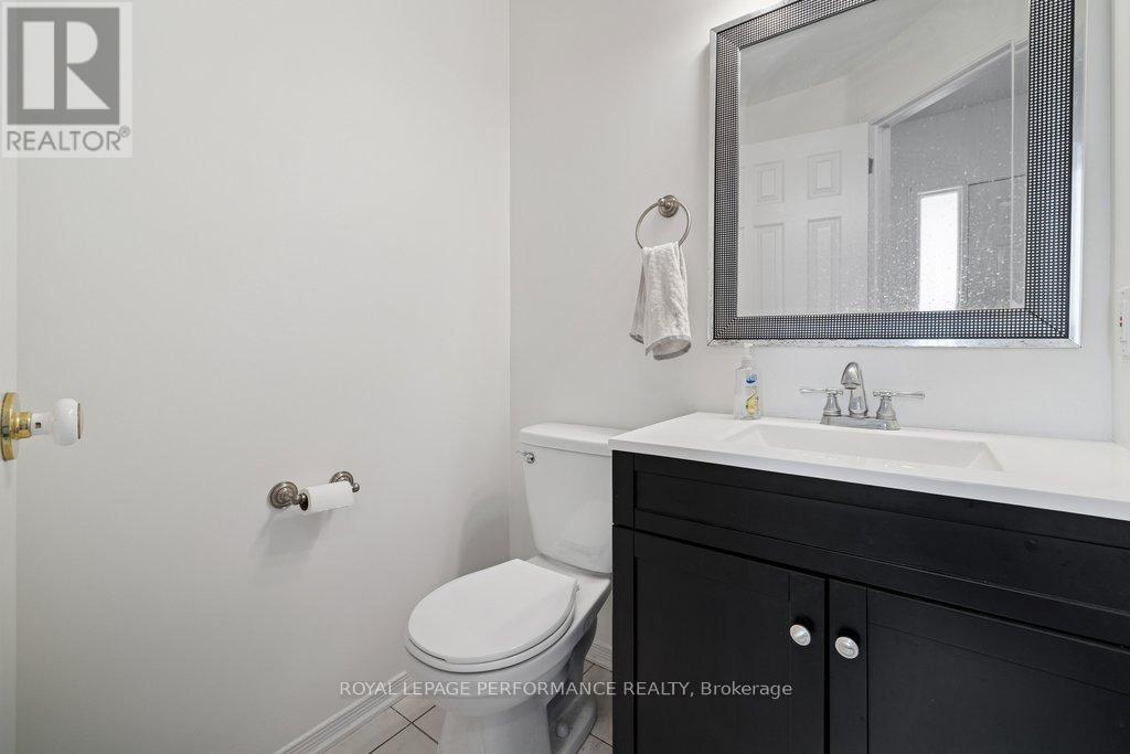 1666 Jobin Crescent, Ottawa, Ontario  K1J 1C5 - Photo 19 - X12824262