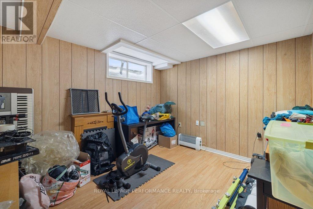 1666 Jobin Crescent, Ottawa, Ontario  K1J 1C5 - Photo 36 - X12824262