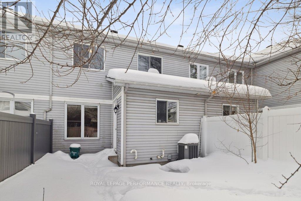 1666 Jobin Crescent, Ottawa, Ontario  K1J 1C5 - Photo 40 - X12824262