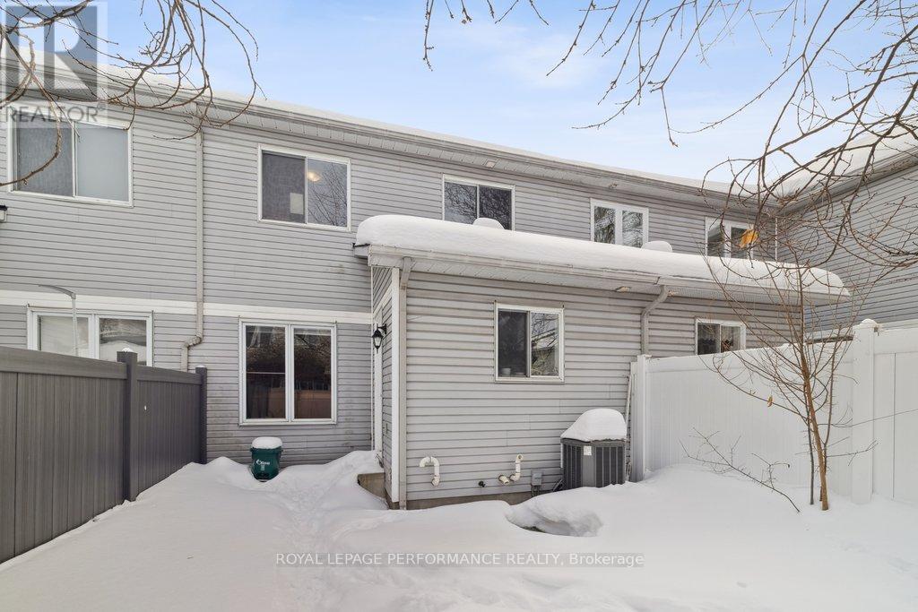 1666 Jobin Crescent, Ottawa, Ontario  K1J 1C5 - Photo 41 - X12824262