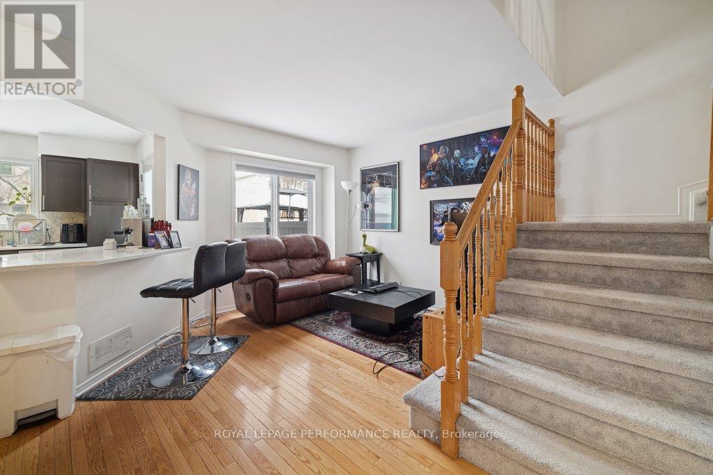 1666 Jobin Crescent, Ottawa, Ontario  K1J 1C5 - Photo 7 - X12824262