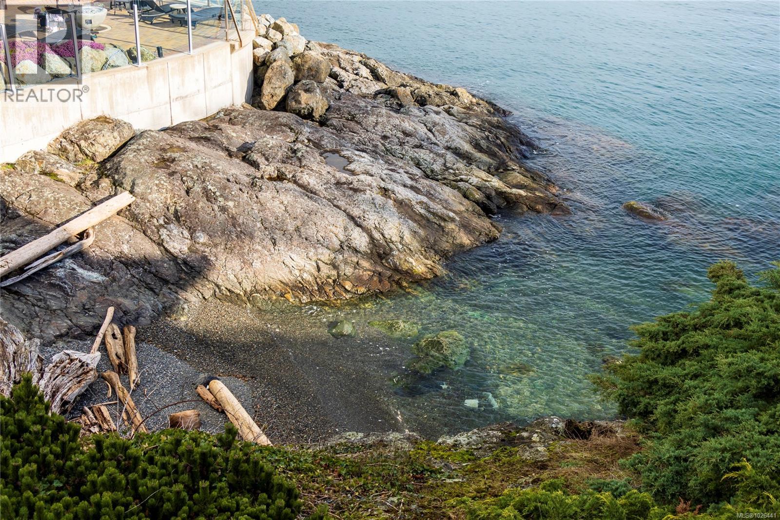 402 1159 Beach Dr, Oak Bay, British Columbia  V8S 2N2 - Photo 25 - 1026441