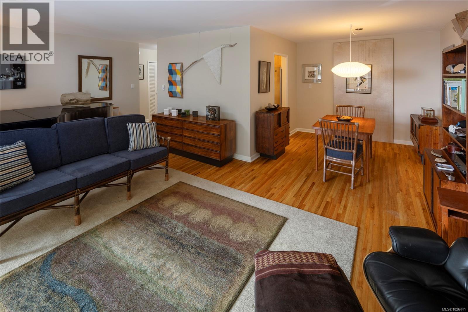 402 1159 Beach Dr, Oak Bay, British Columbia  V8S 2N2 - Photo 6 - 1026441