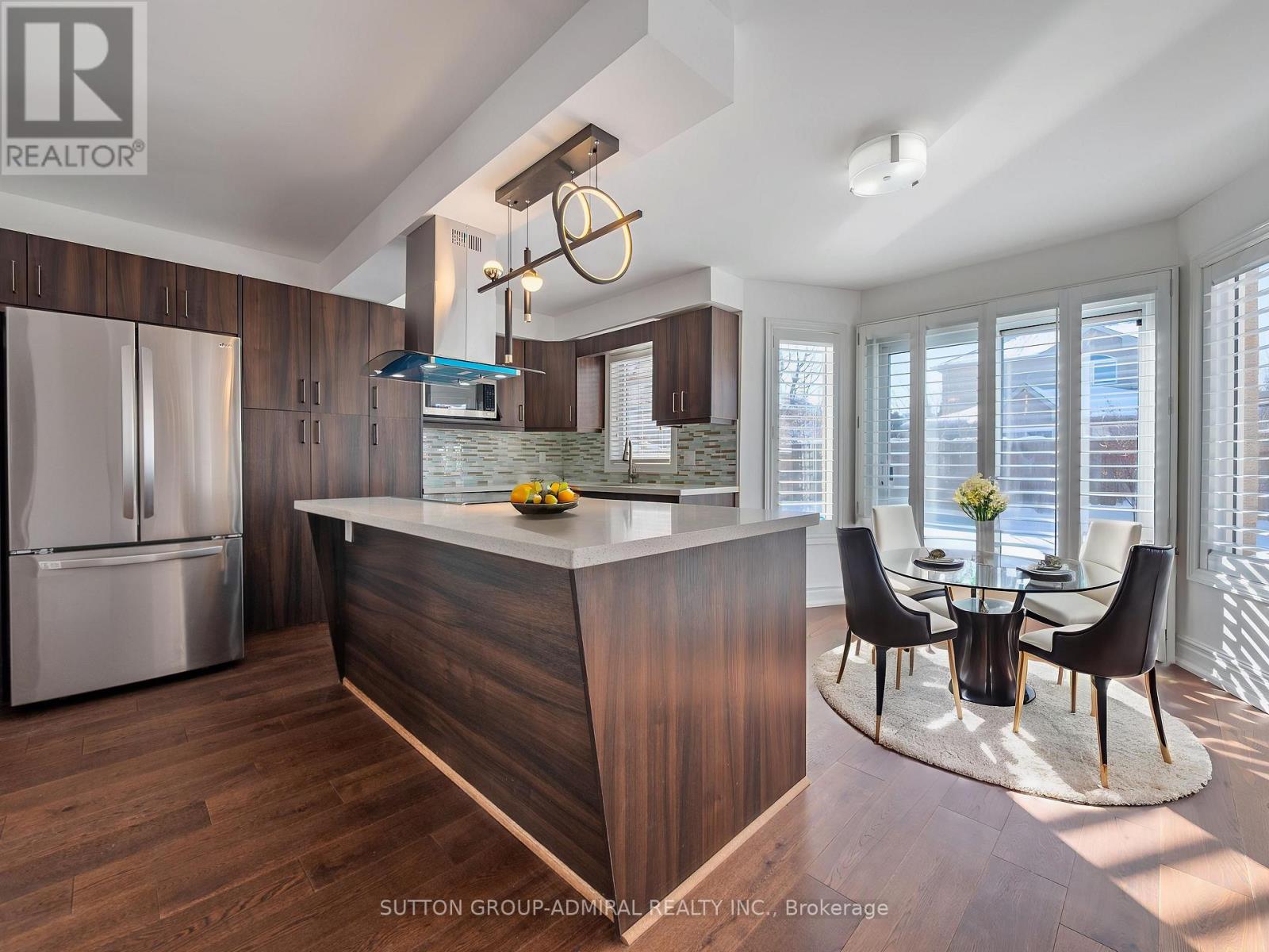 172 Kingsview Drive, Vaughan, Ontario  L4H 2Z3 - Photo 6 - N12749332