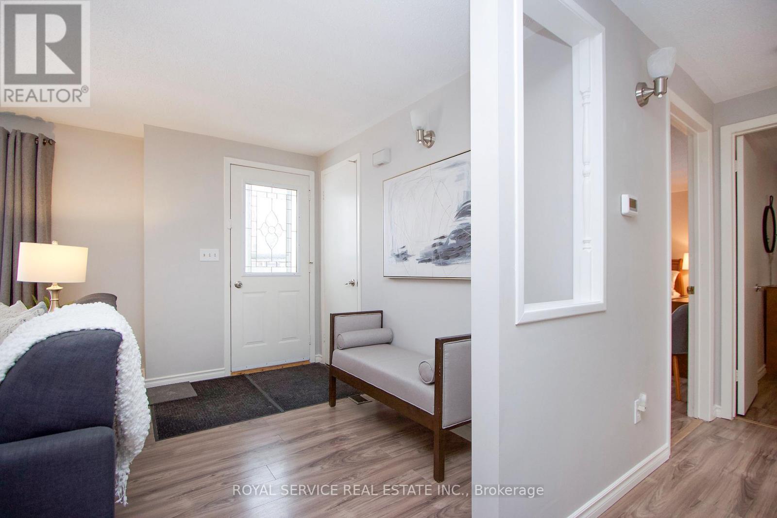 71 Bluffs Road, Clarington, Ontario  L1B 1A6 - Photo 4 - E12824080