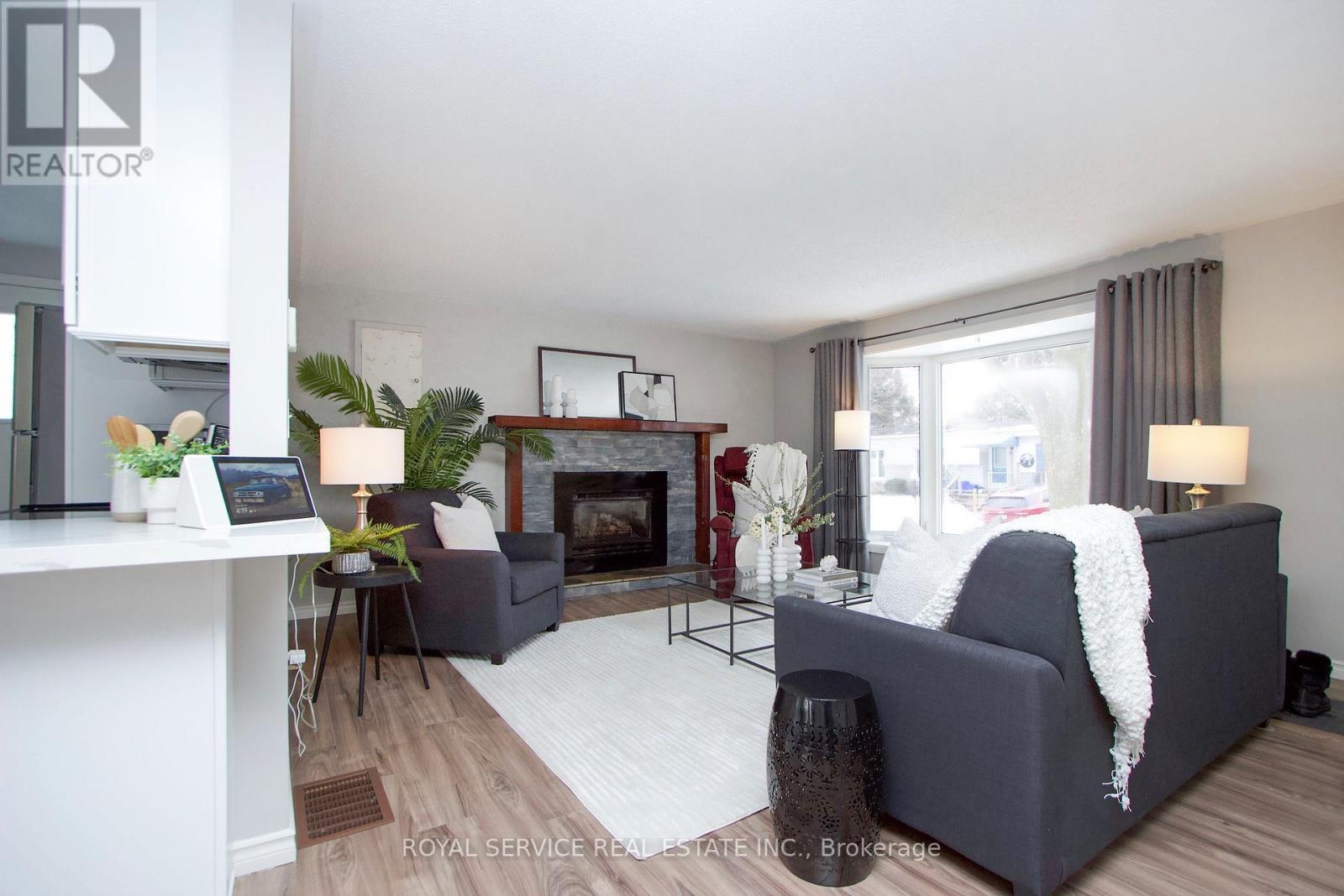 71 Bluffs Road, Clarington, Ontario  L1B 1A6 - Photo 5 - E12824080