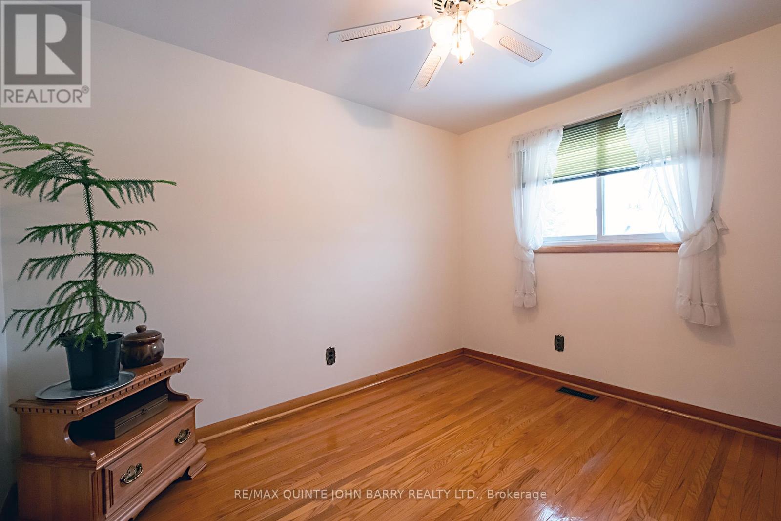 13 Belvedere Road, Quinte West, Ontario  K8V 4A8 - Photo 16 - X12824082