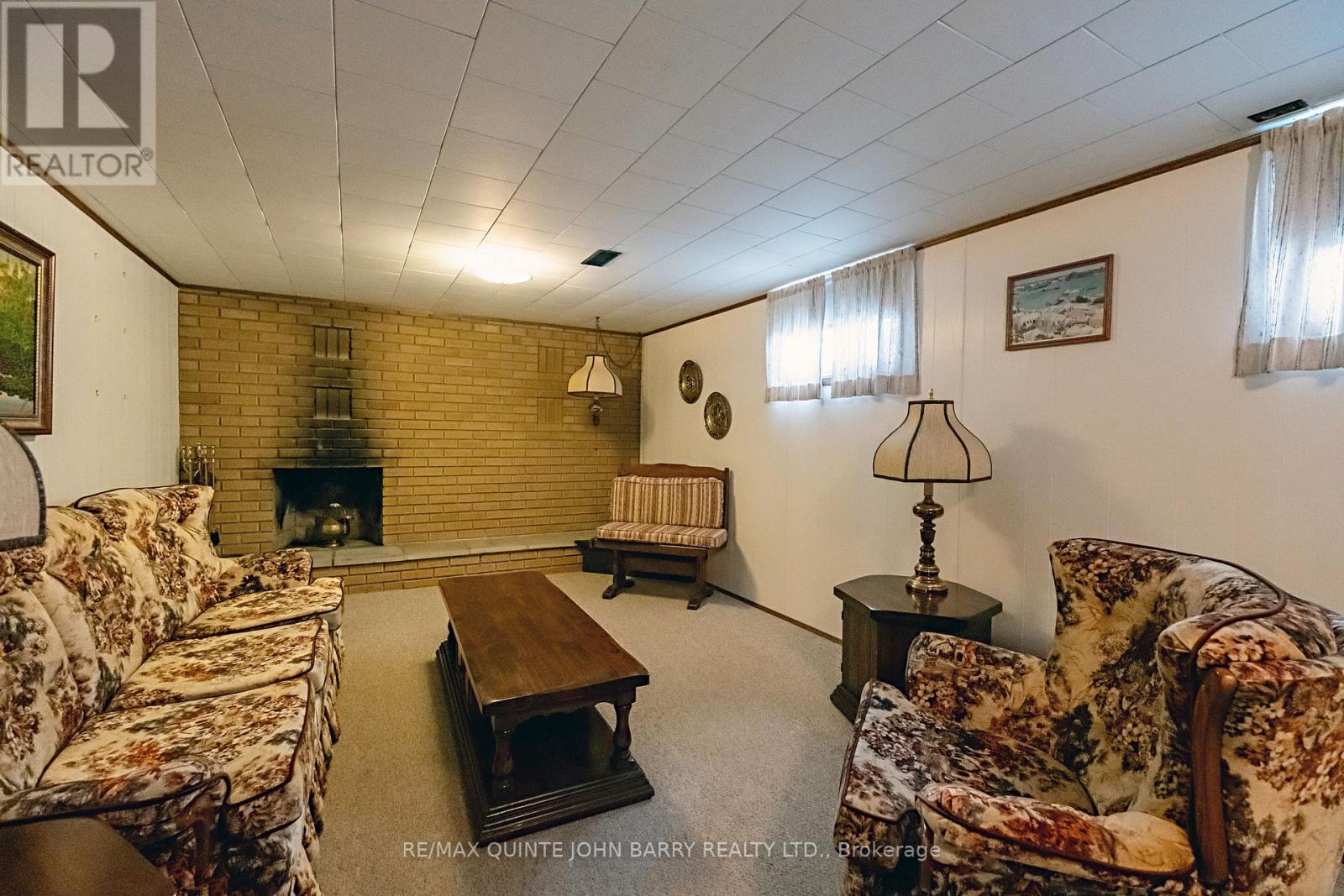 13 Belvedere Road, Quinte West, Ontario  K8V 4A8 - Photo 19 - X12824082