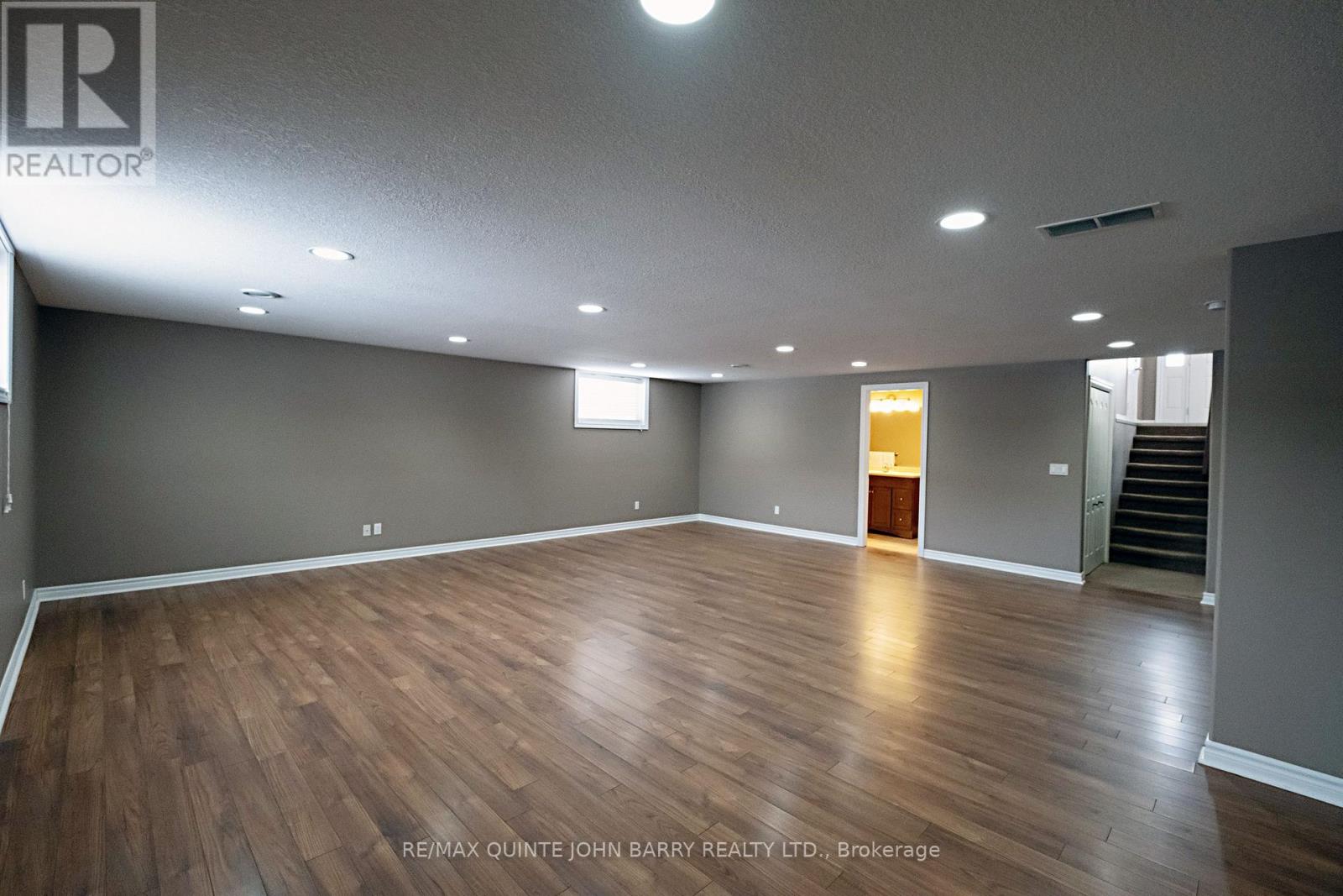 105 Parkview Heights, Quinte West, Ontario  K8V 0A2 - Photo 26 - X12824090