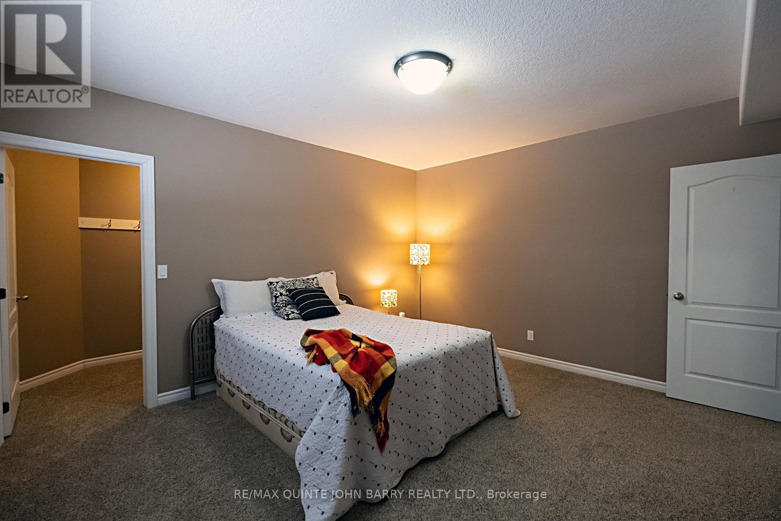 105 Parkview Heights, Quinte West, Ontario  K8V 0A2 - Photo 31 - X12824090