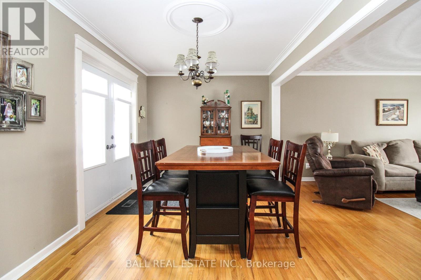 1559 Westbrook Drive, Peterborough (Monaghan Ward 2), Ontario  K9J 6R6 - Photo 12 - X12824096