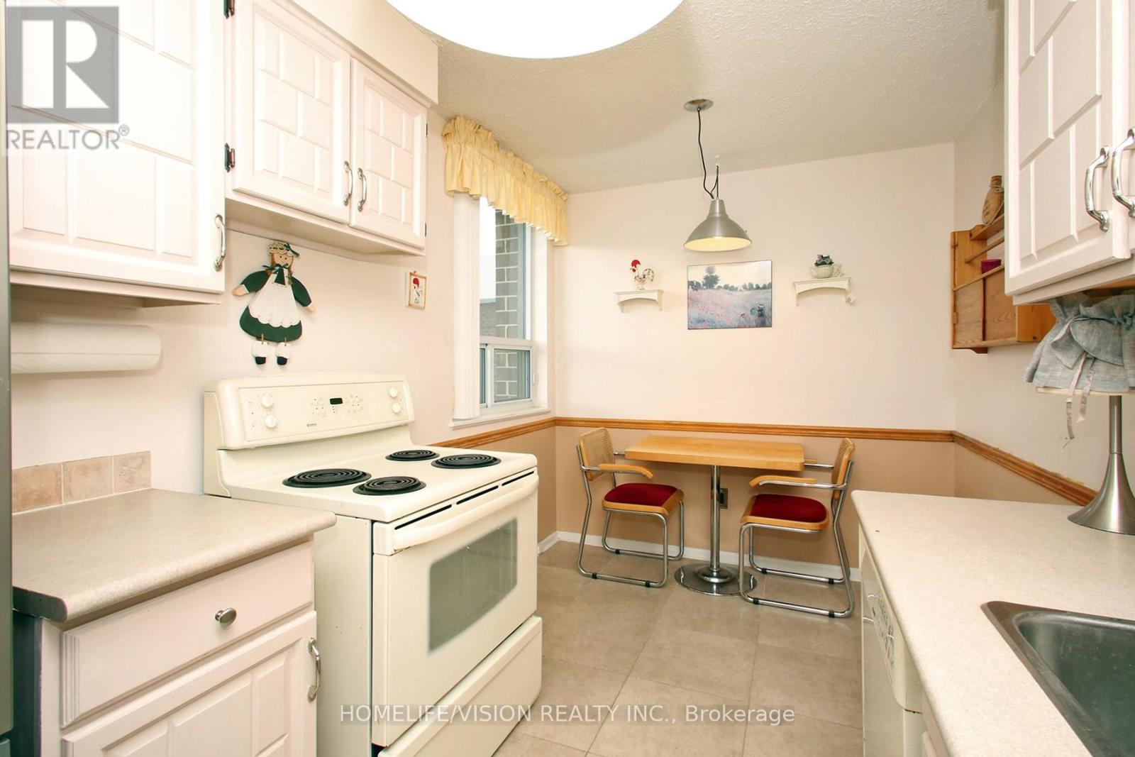 2303 - 10 Muirhead Road, Toronto, Ontario  M2J 4P9 - Photo 13 - C12824166