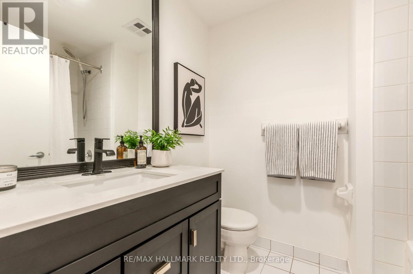 202 - 700 King Street W, Toronto, Ontario  M5V 2Y6 - Photo 18 - C12824176