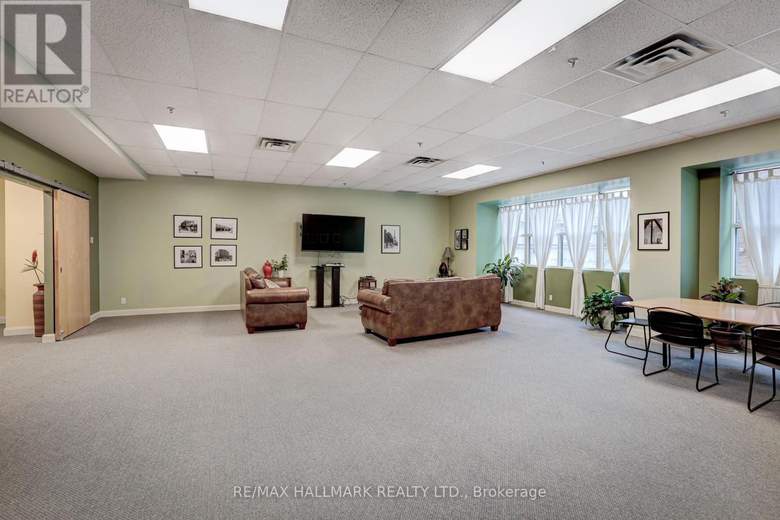 202 - 700 King Street W, Toronto, Ontario  M5V 2Y6 - Photo 36 - C12824176