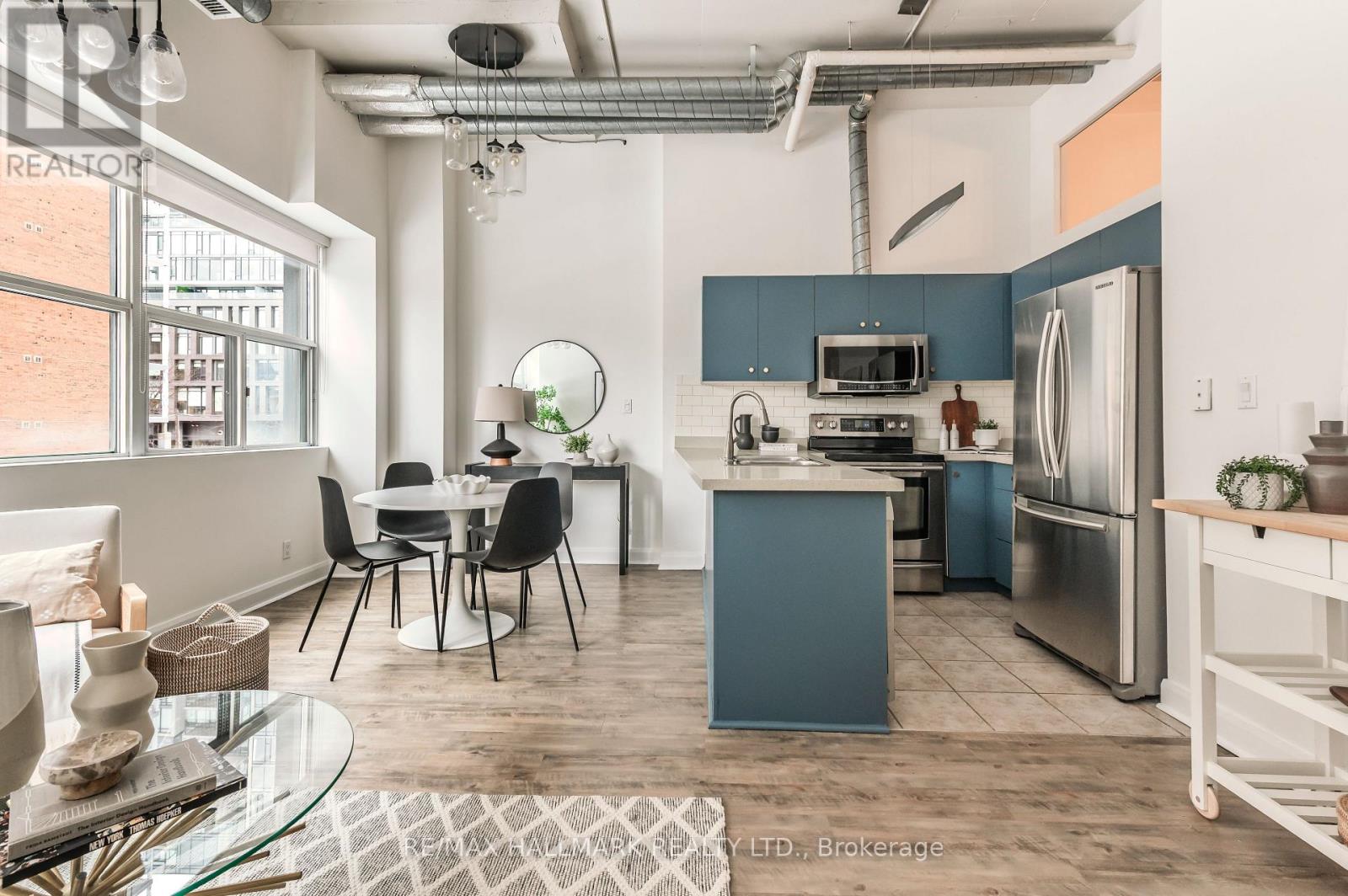 202 - 700 King Street W, Toronto, Ontario  M5V 2Y6 - Photo 6 - C12824176