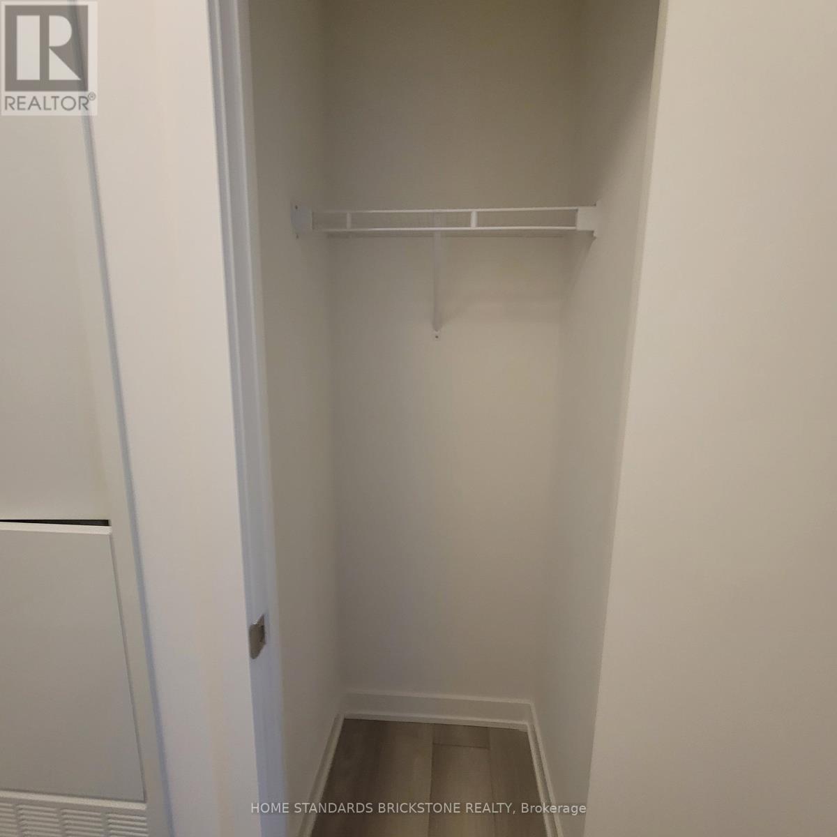 1012 - 110 Broadway Avenue, Toronto, Ontario  M4P 1X7 - Photo 3 - C12824182