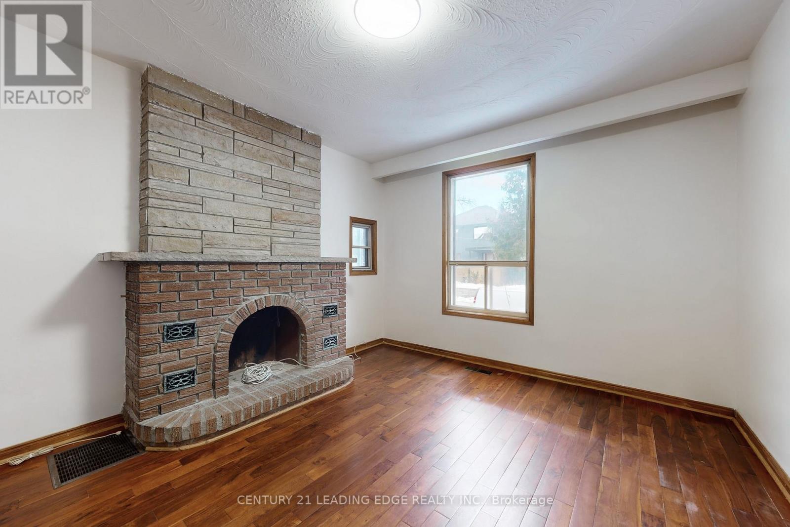 296 Montrose Avenue, Toronto, Ontario  M6G 3G8 - Photo 10 - C12824222