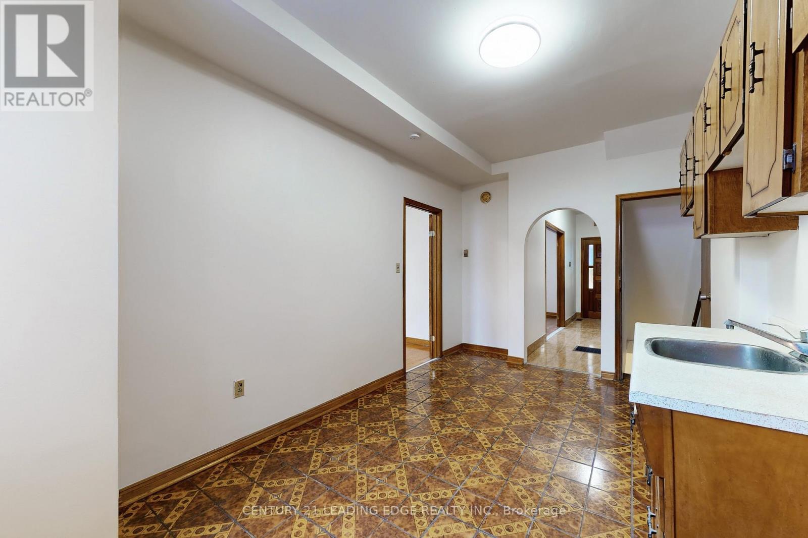 296 Montrose Avenue, Toronto, Ontario  M6G 3G8 - Photo 20 - C12824222