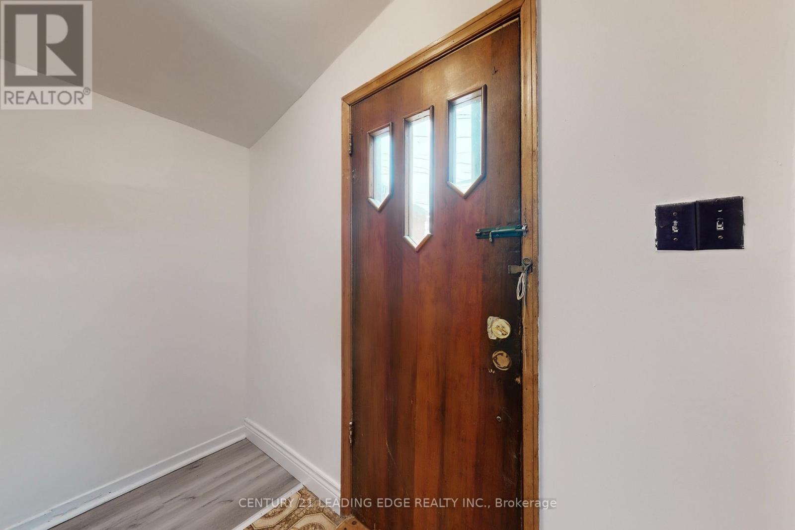 296 Montrose Avenue, Toronto, Ontario  M6G 3G8 - Photo 24 - C12824222