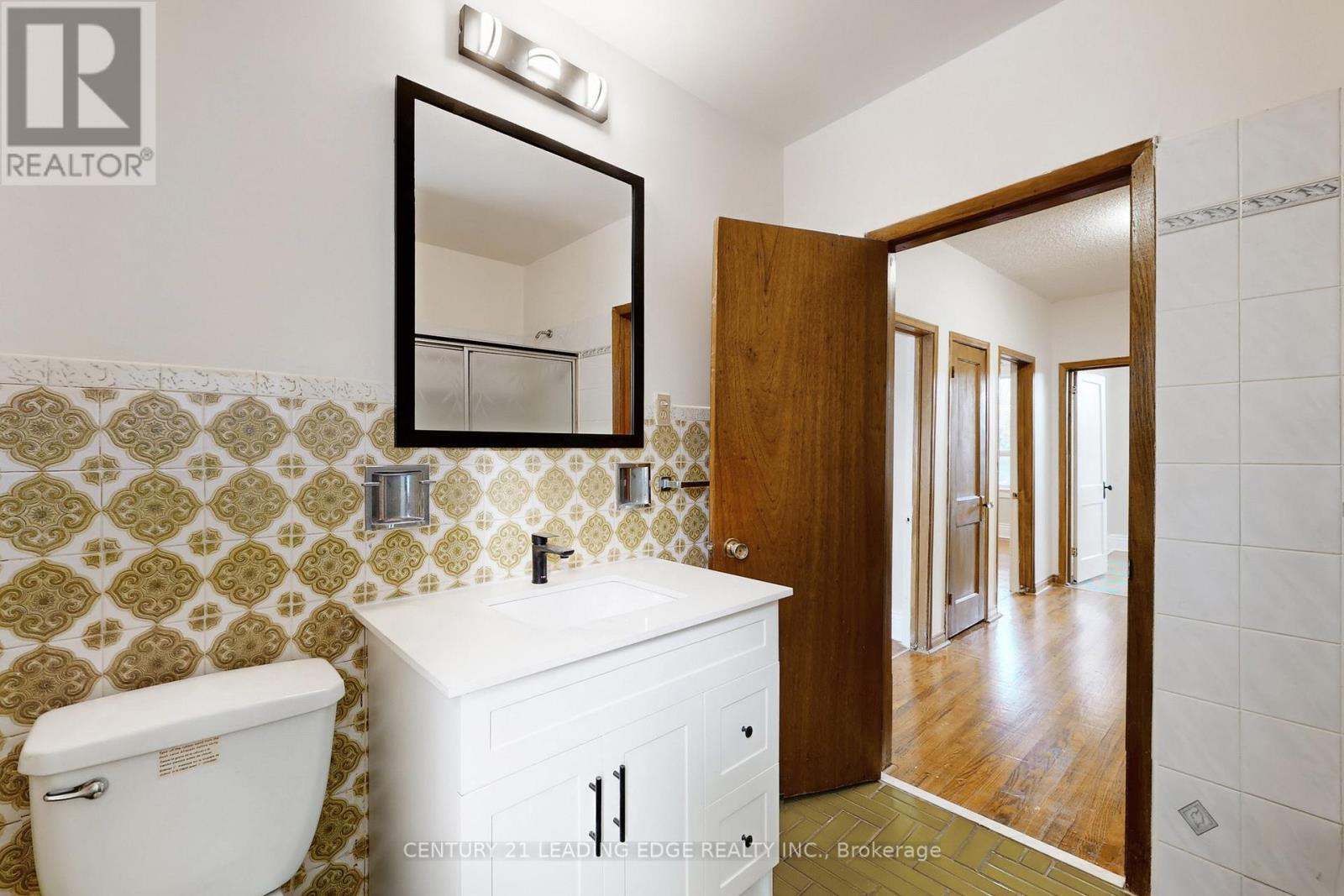 296 Montrose Avenue, Toronto, Ontario  M6G 3G8 - Photo 37 - C12824222