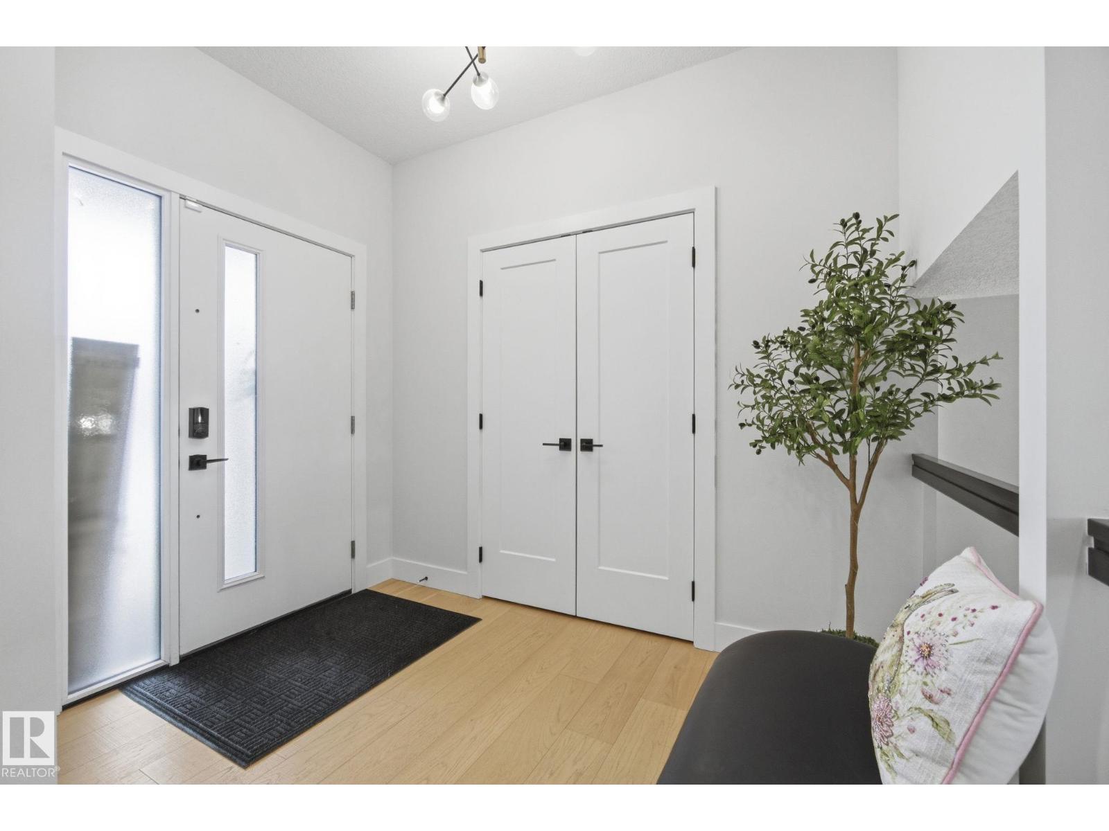 9831 223 St Nw, Edmonton, Alberta  T5T 7B6 - Photo 10 - E4474075