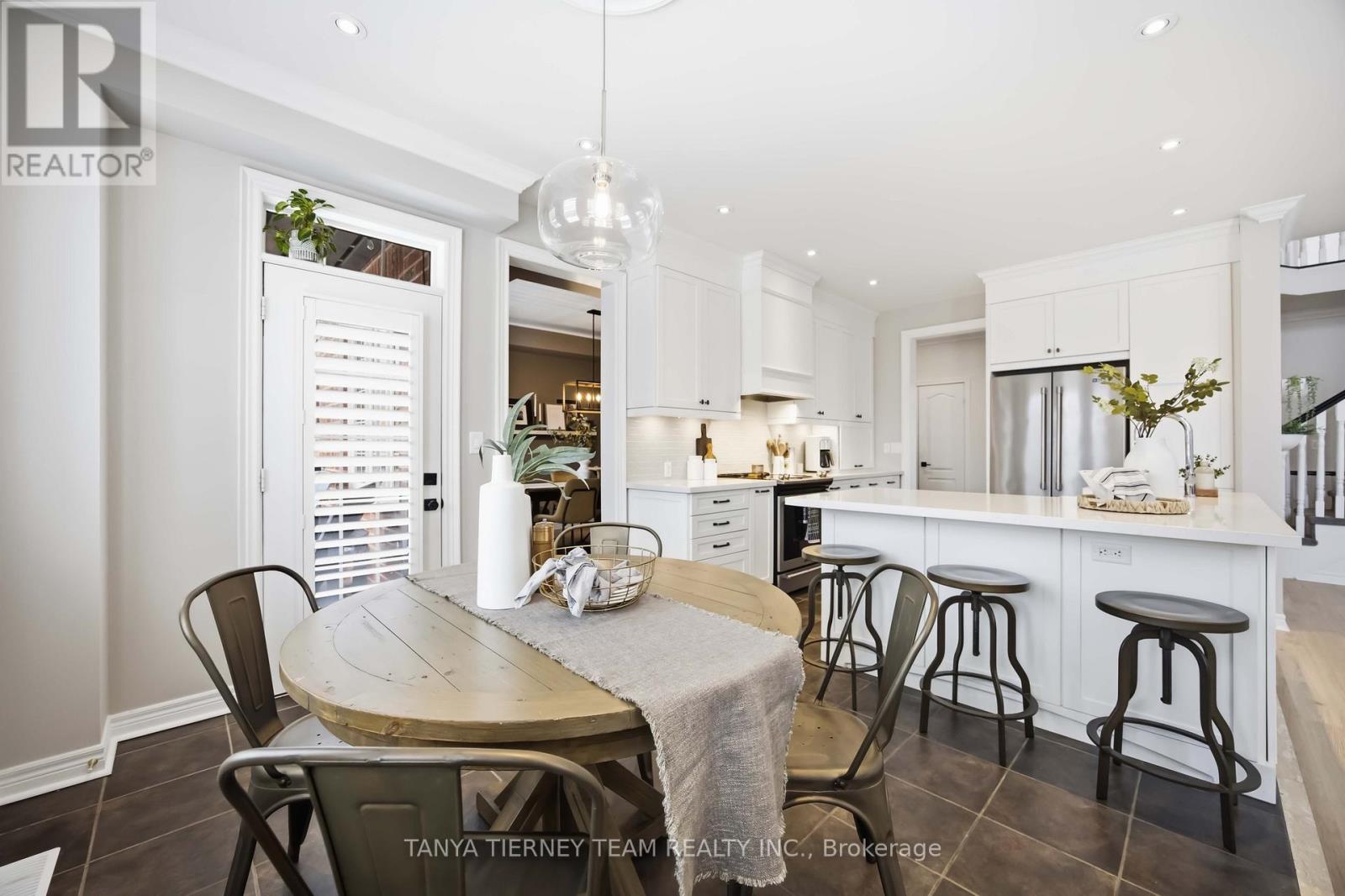 12 Branthaven Court, Whitby, Ontario  L1M 0B2 - Photo 21 - E12824068