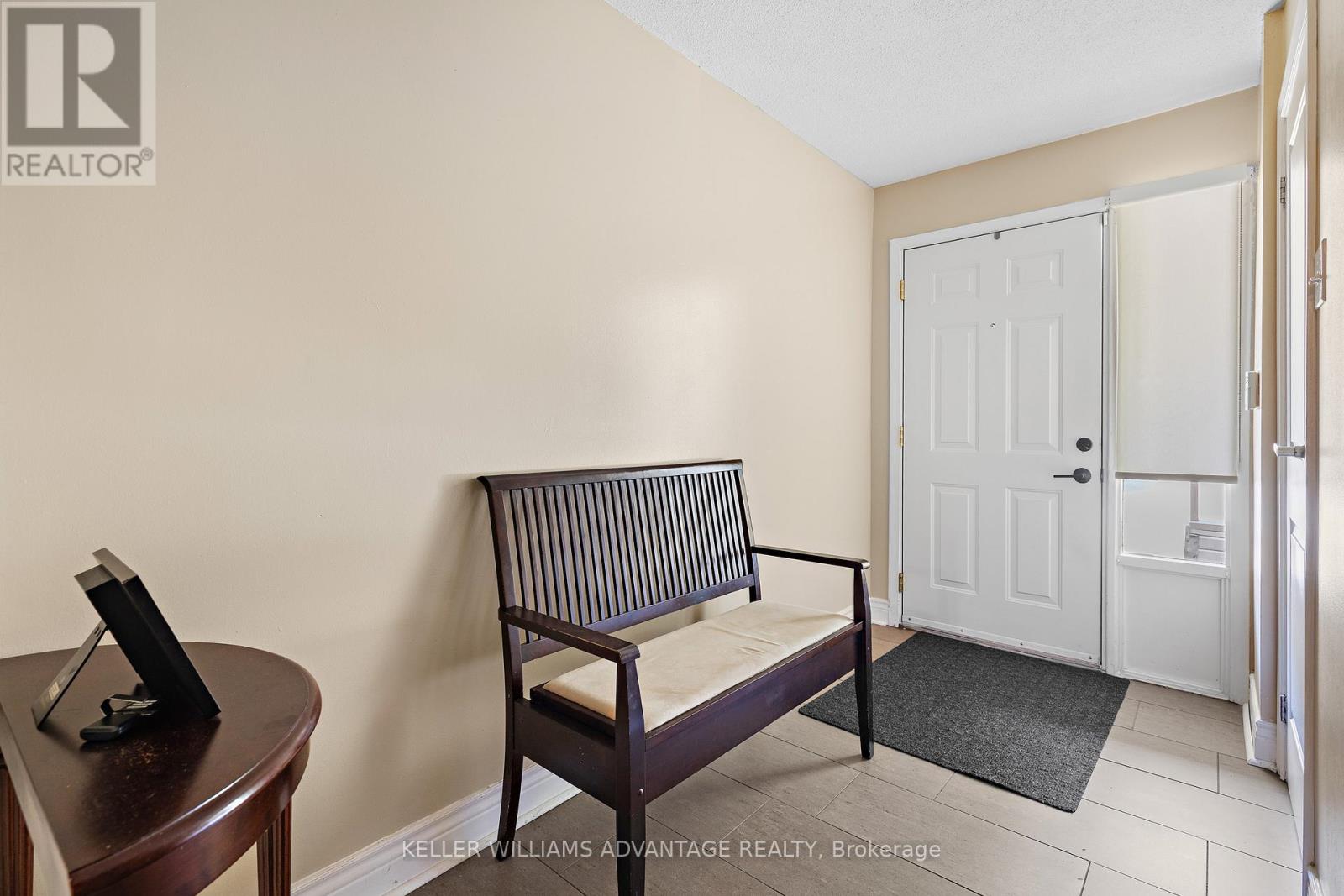 17 - 1051 Sandhurst Circle, Toronto (Agincourt North), Ontario  M1V 1T9 - Photo 5 - E12824228