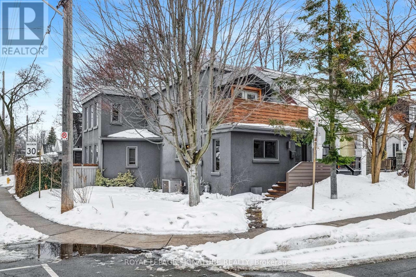 38 BASTEDO AVENUE, Toronto, Ontario