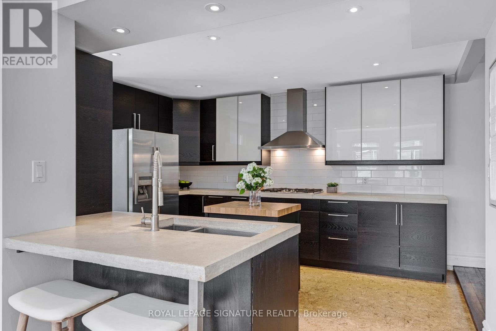 38 Bastedo Avenue, Toronto, Ontario  M4C 3M9 - Photo 9 - E12824236