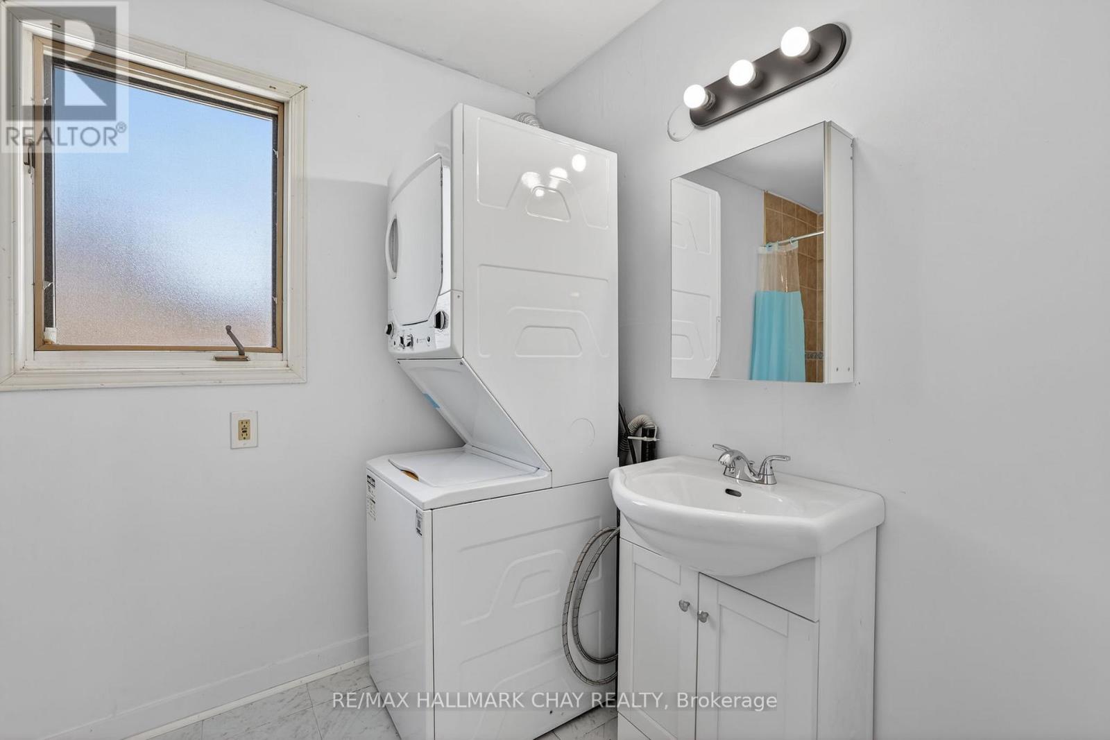 704 Brock Street S, Whitby, Ontario  L1N 4L2 - Photo 12 - E12824254