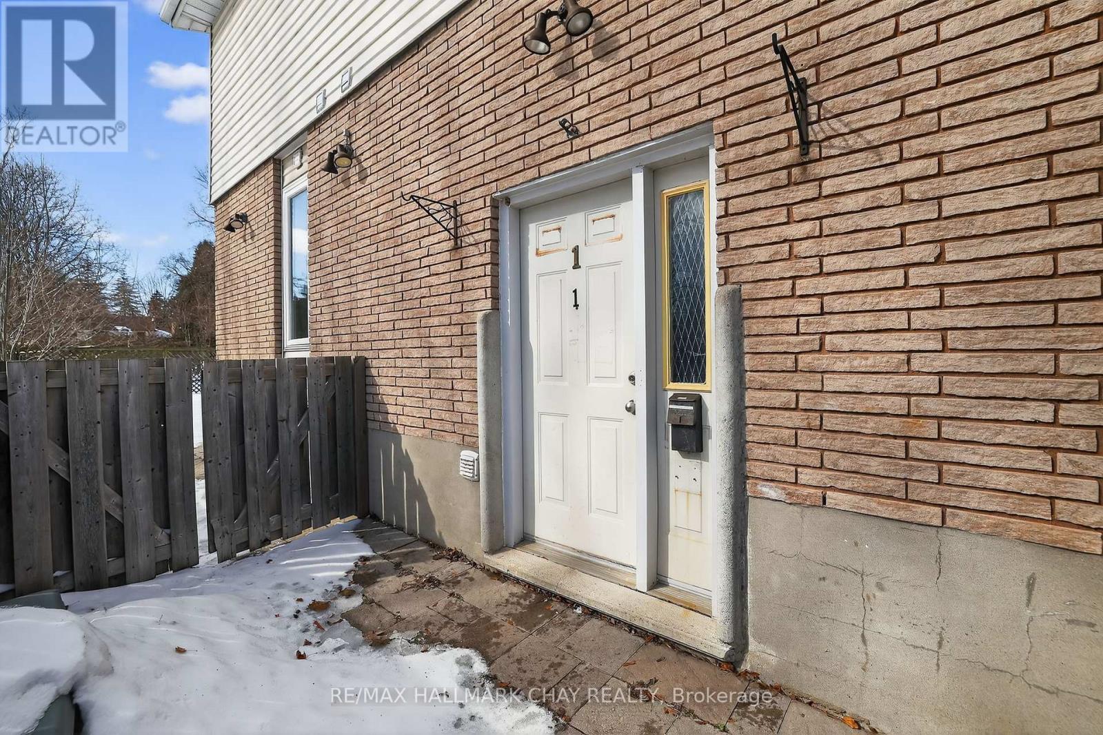 704 Brock Street S, Whitby, Ontario  L1N 4L2 - Photo 35 - E12824254