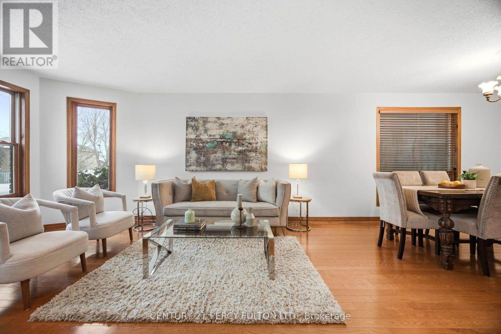 233 Gwendolyn Street, Pickering, Ontario  L1V 4N4 - Photo 3 - E12824284