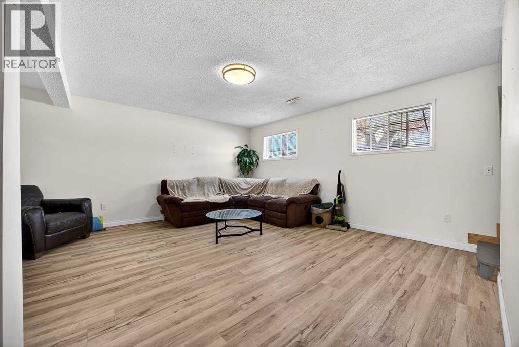 712 Madison Drive, Irricana, Alberta  T0M 1B0 - Photo 30 - A2282286