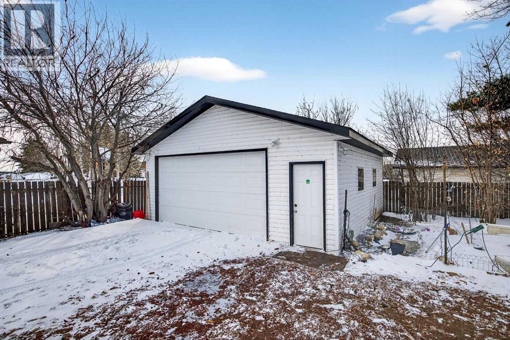 712 Madison Drive, Irricana, Alberta  T0M 1B0 - Photo 42 - A2282286