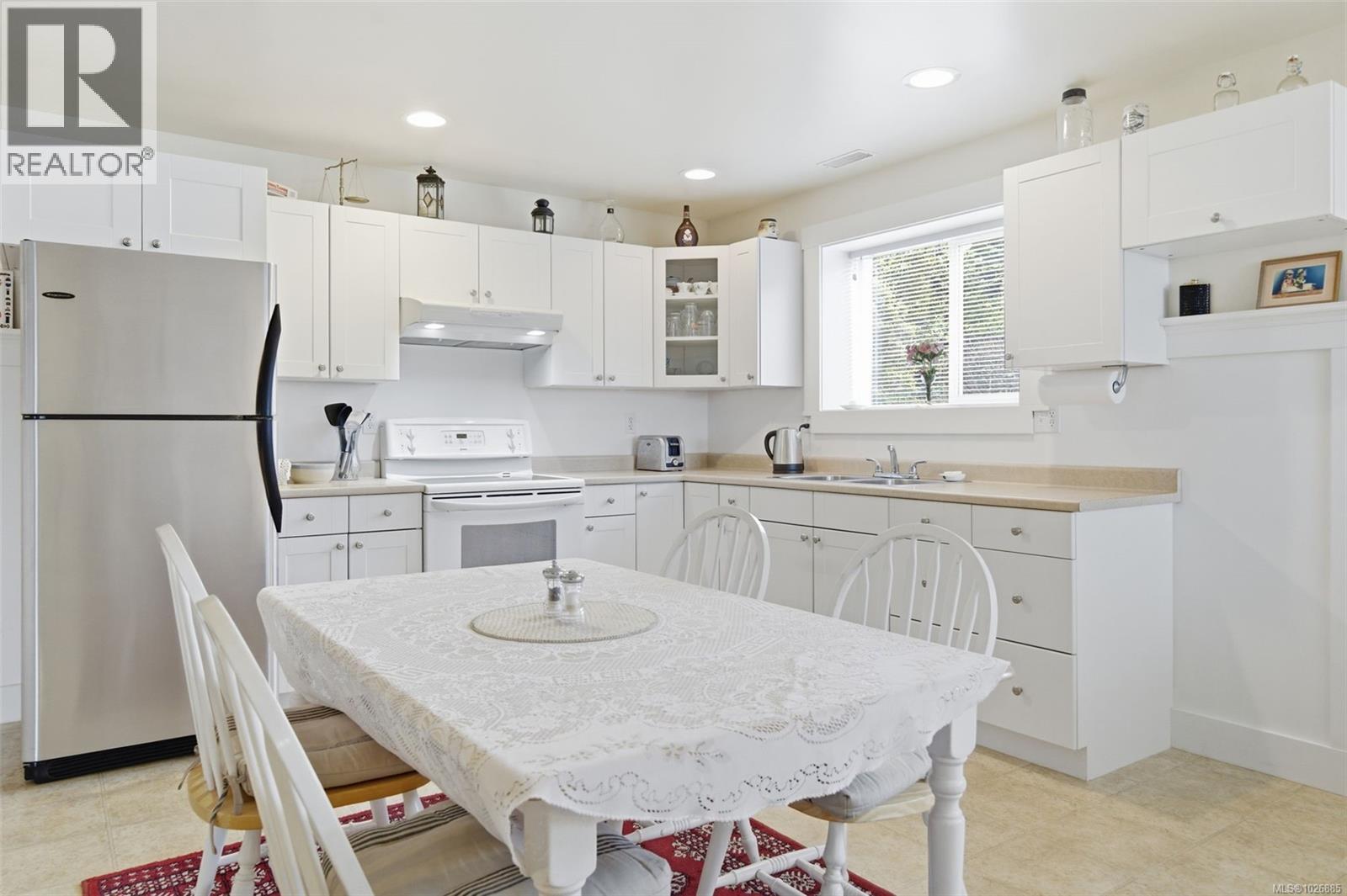 3358 Ocean Blvd, Colwood, British Columbia  V9C 1W7 - Photo 44 - 1026885