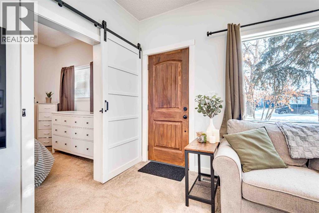 215 4 Avenue Se, Three Hills, Alberta  T0M 2A0 - Photo 4 - A2288155