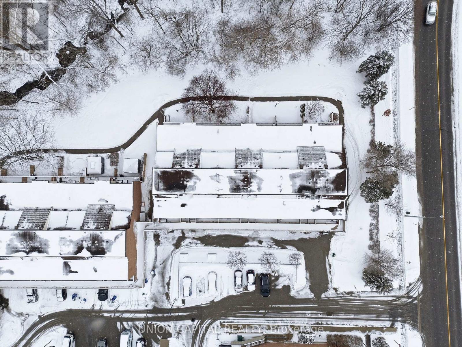 317 Milestone Crescent, Aurora, Ontario  L4G 3M2 - Photo 2 - N12824102