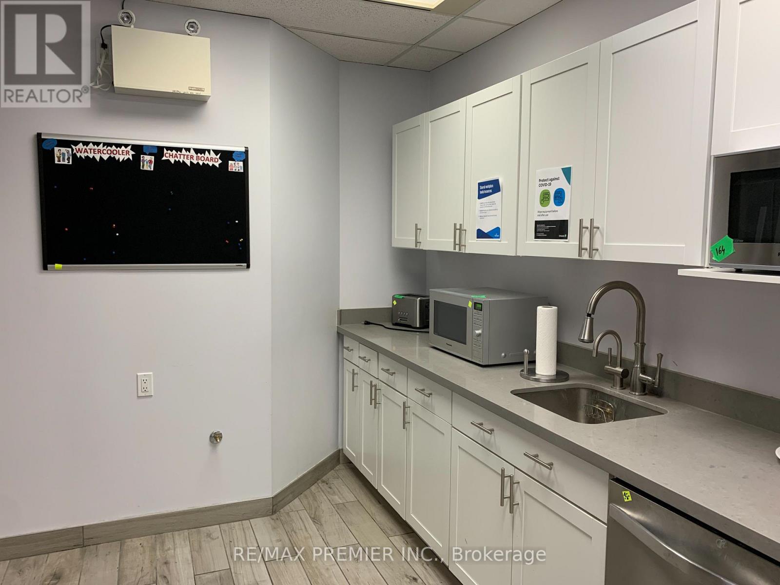 600-31 - 3300 Highway 7 Drive W, Vaughan, Ontario  L4L 1A6 - Photo 8 - N12824136