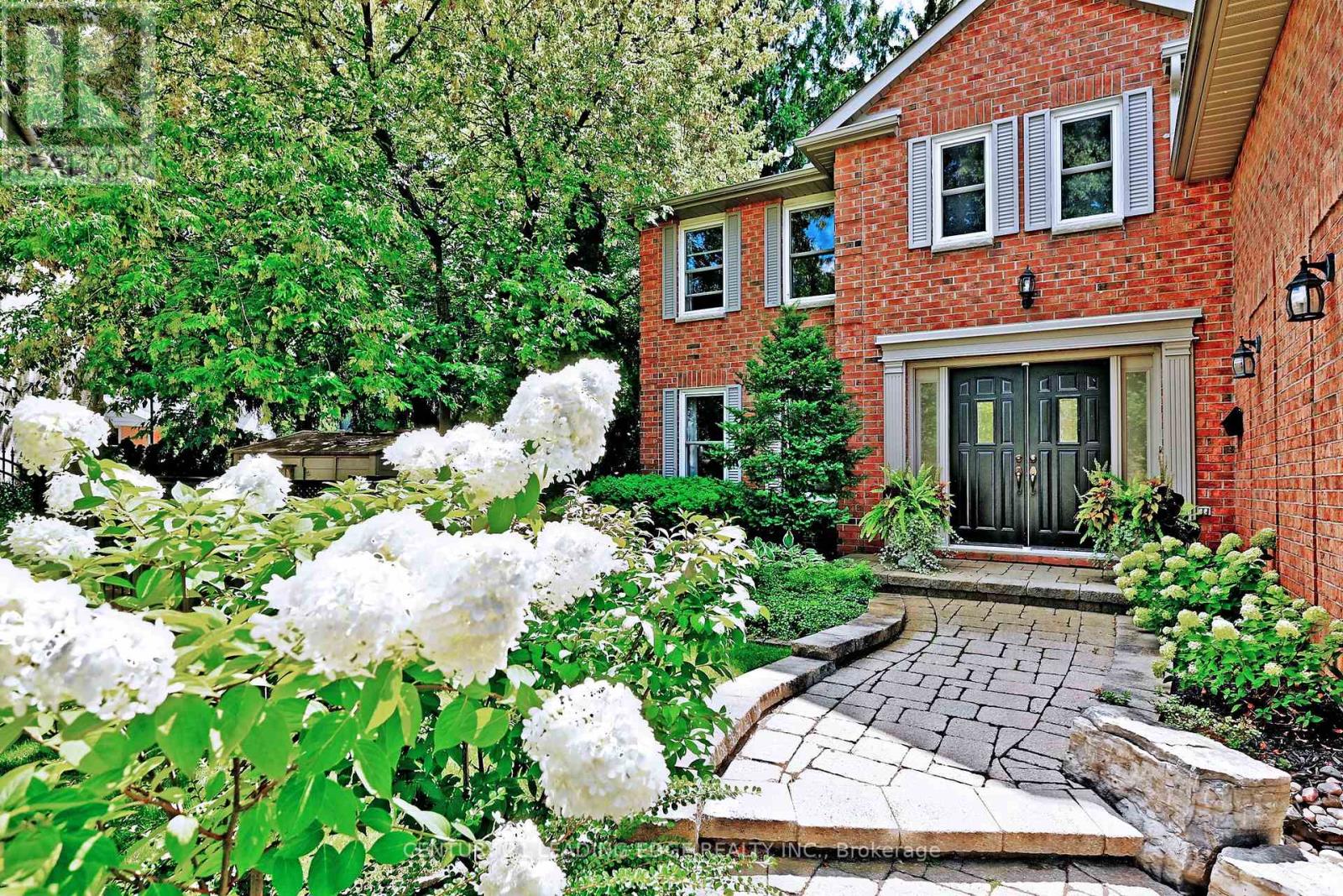 23 Hare Court, Markham, Ontario  L3P 4K5 - Photo 3 - N12824212