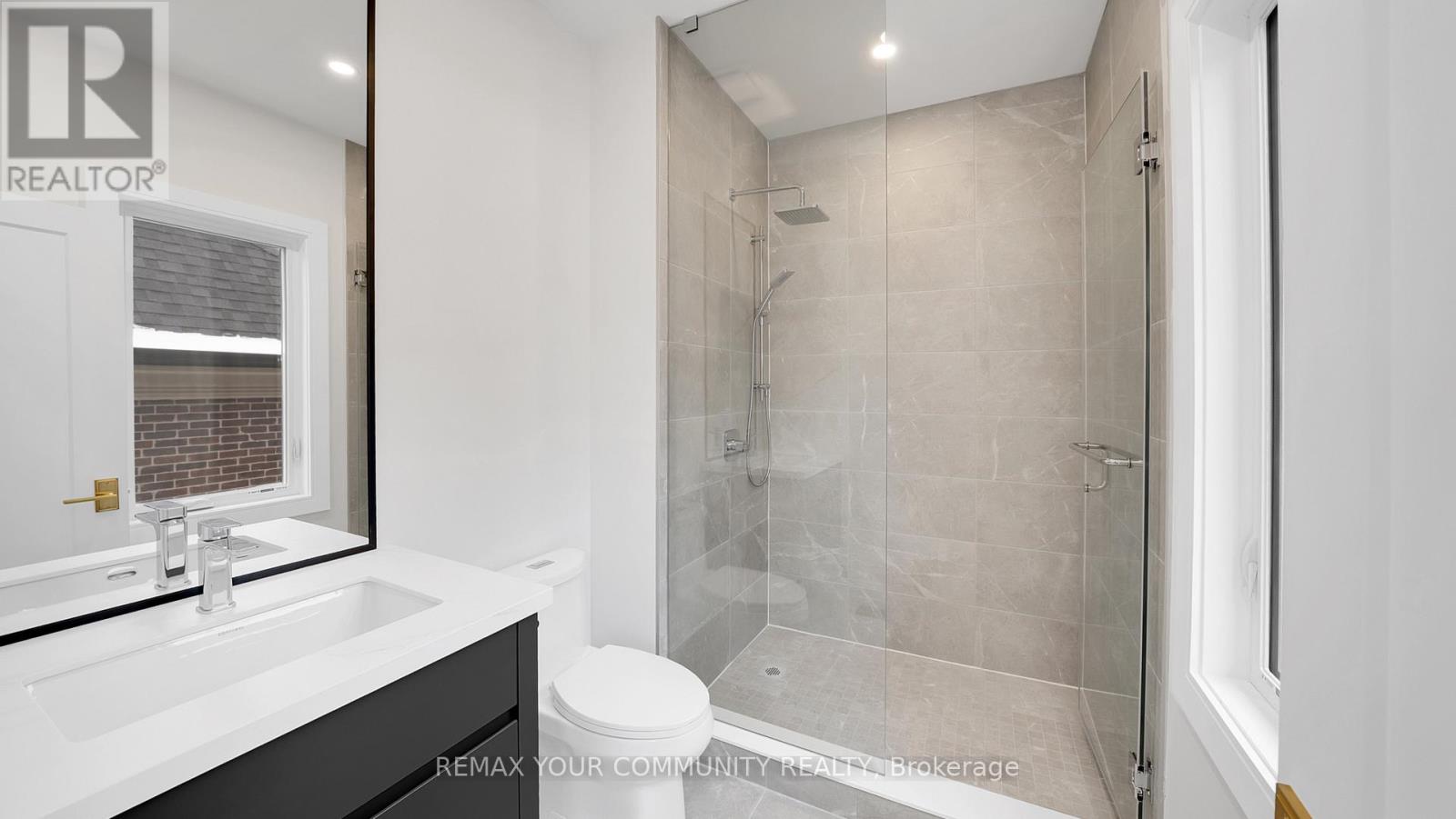 85a Elm Grove Avenue, Richmond Hill, Ontario  L4E 2W8 - Photo 45 - N12824230