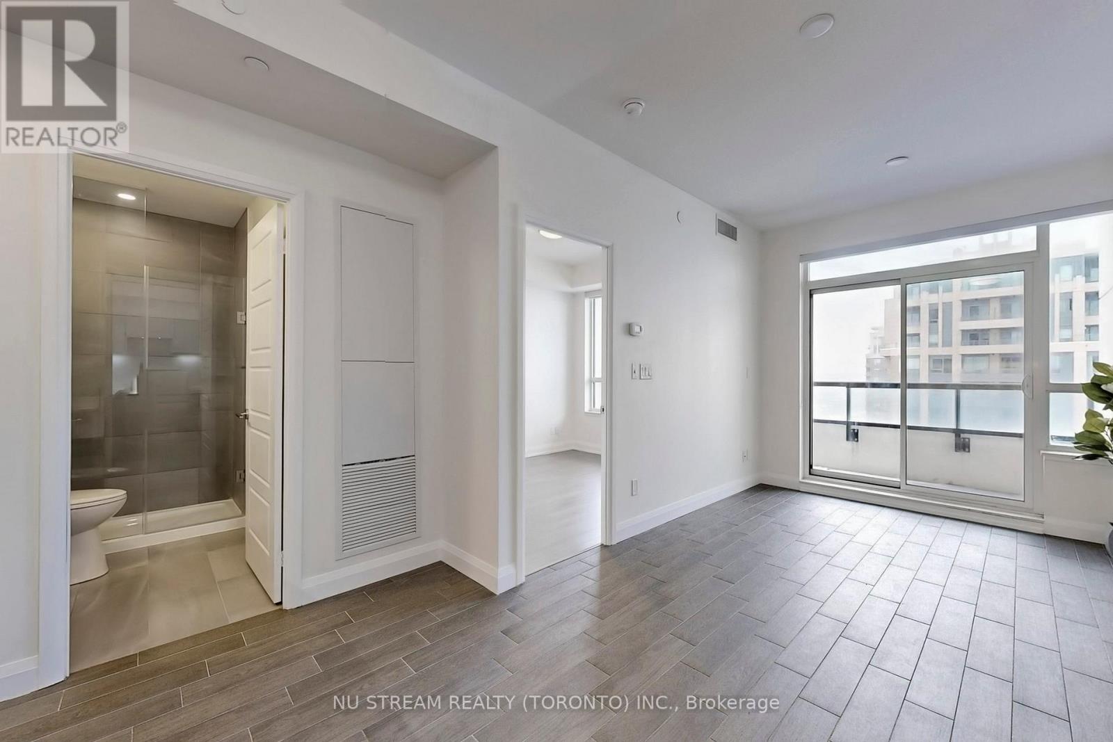 1803 - 15 Water Walk Drive, Markham, Ontario  L6G 0G2 - Photo 12 - N12824282