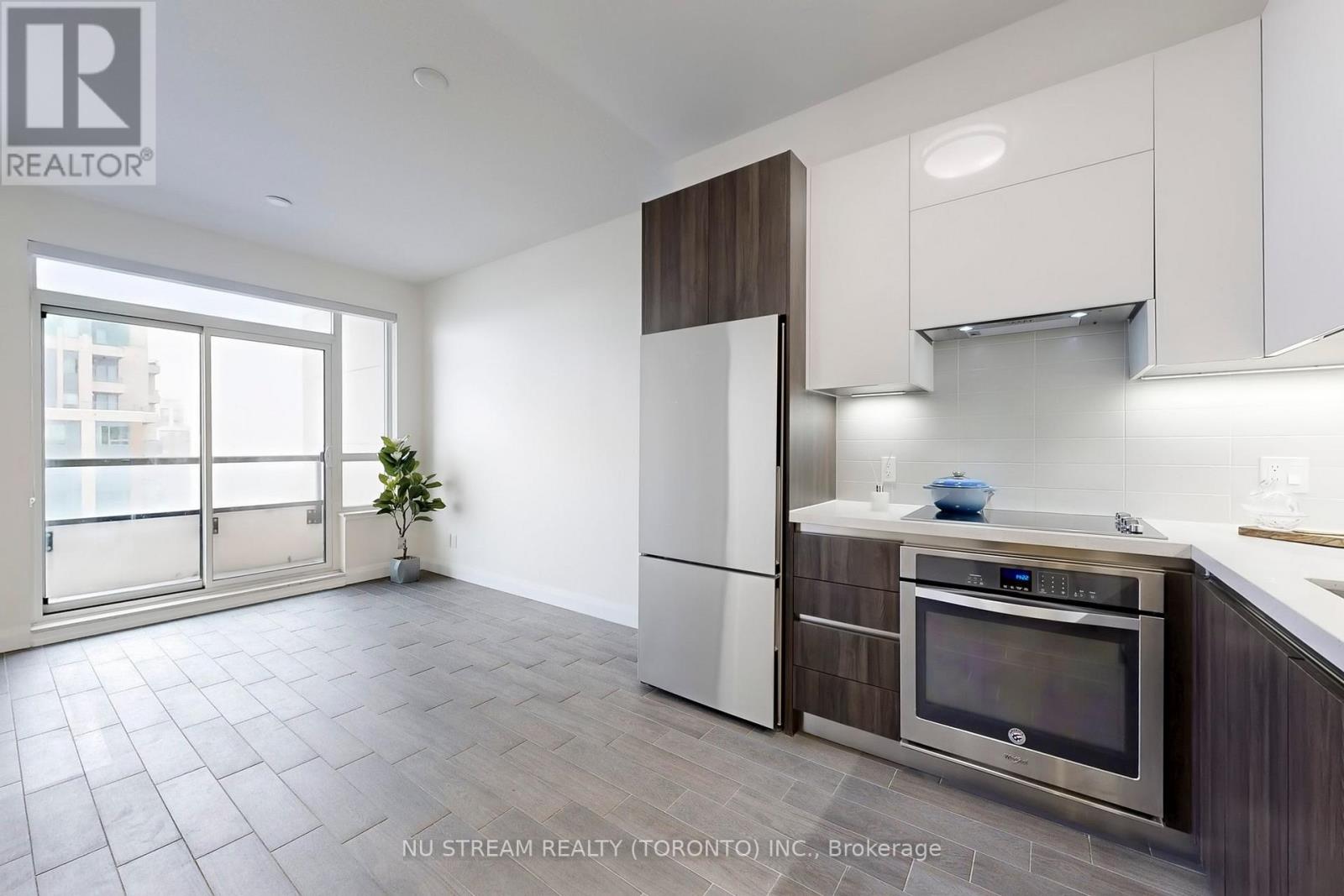 1803 - 15 Water Walk Drive, Markham, Ontario  L6G 0G2 - Photo 16 - N12824282